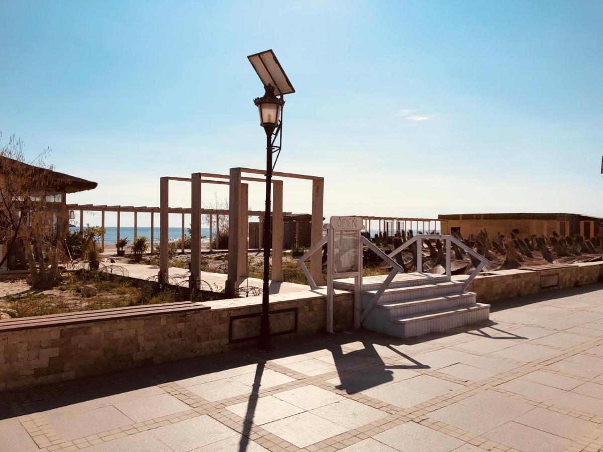 By The Sea Ap. 9 Apartamento Năvodari Exterior foto